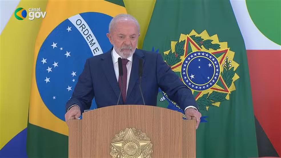 g1-lula-cafe-com-jornalistas-20251218-0955-frame-224188