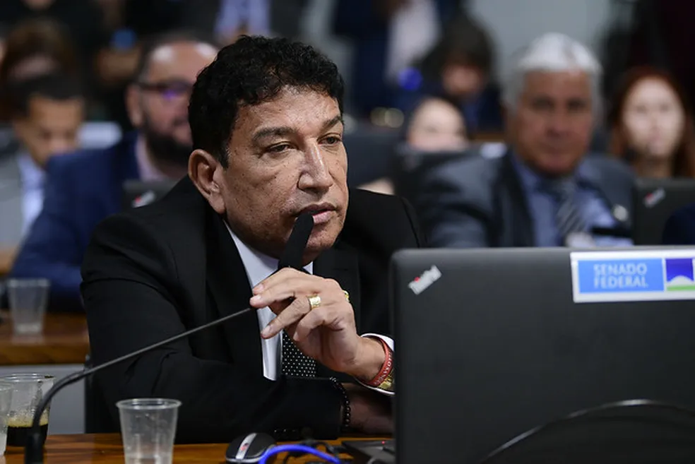 magno-malta-em-sessao-na-comissao-de-assuntos-economicos-do-senado-em-23-05-23