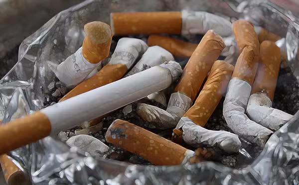 cemrazoesparalargarcigarro